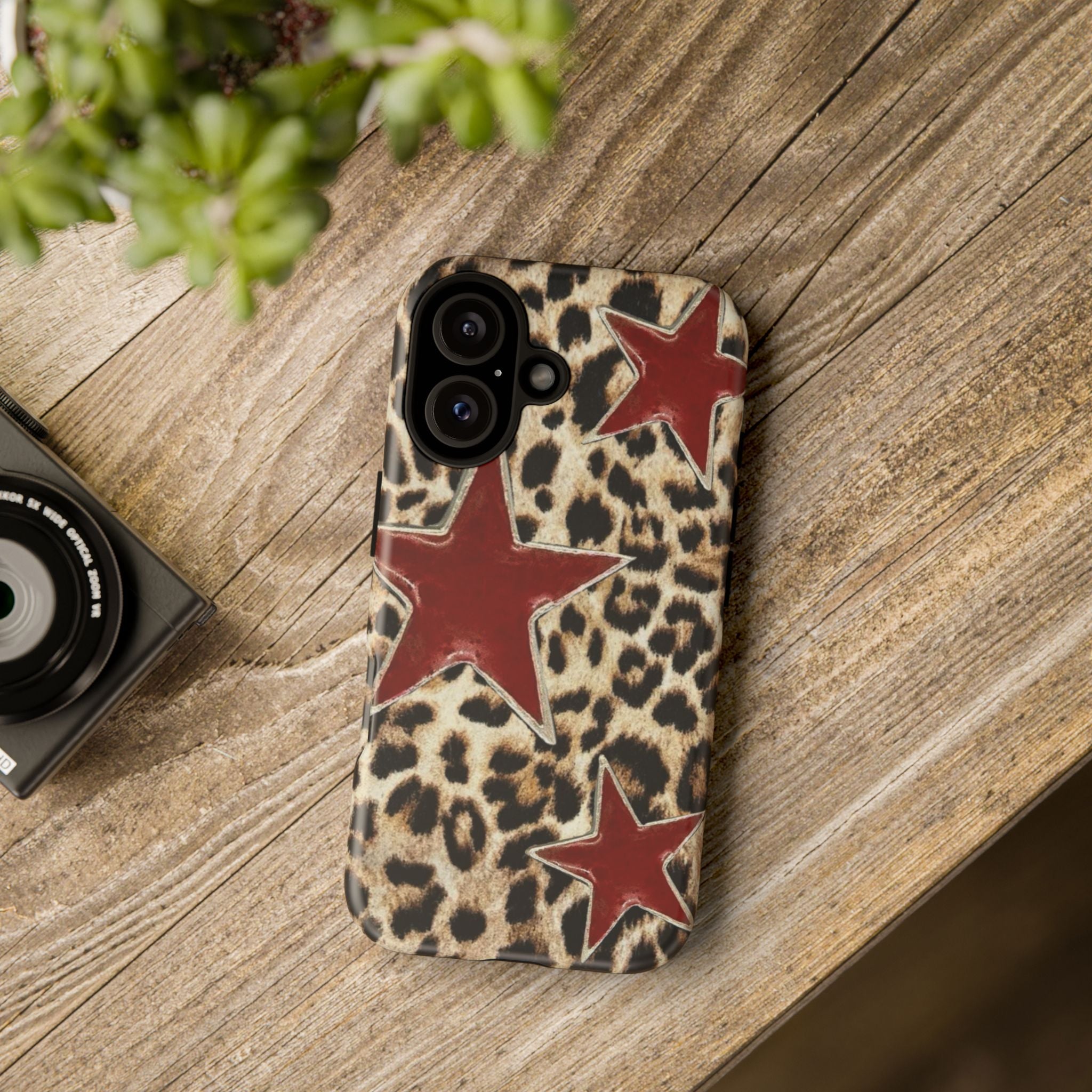 Ruby Leopard Star – Red Stars on Animal Print