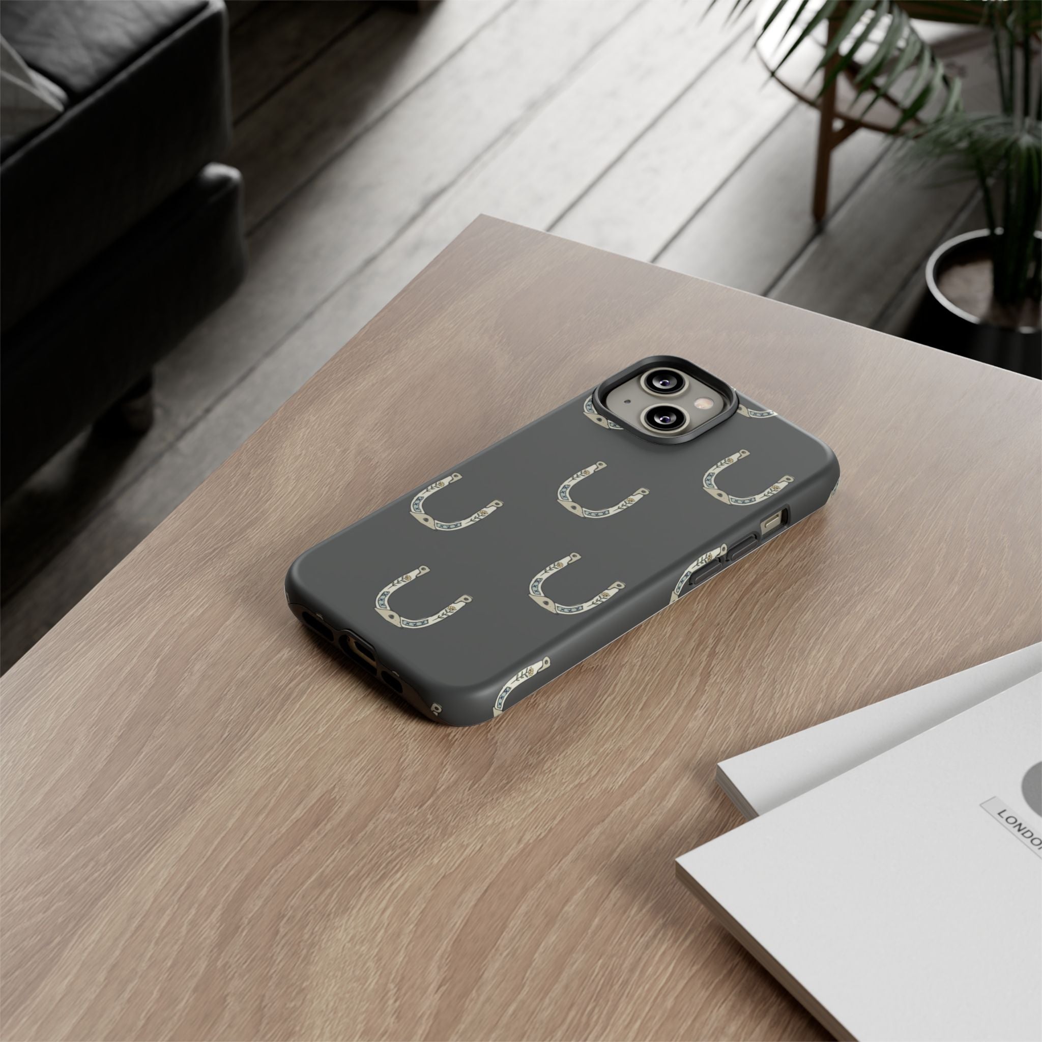 Lucky Horseshoe  — Lucky Rustic Grey iPhone Cover