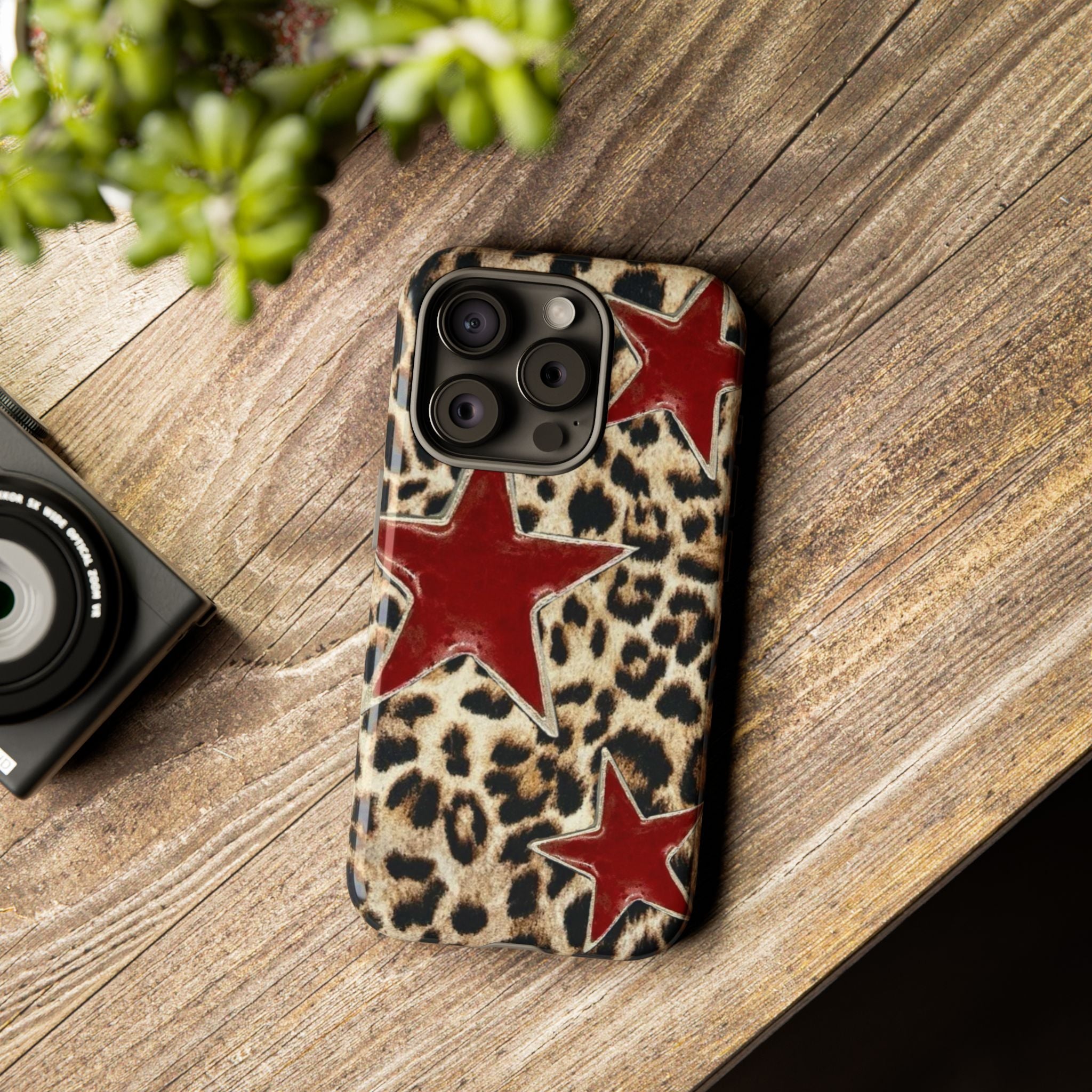 Ruby Leopard Star – Red Stars on Animal Print