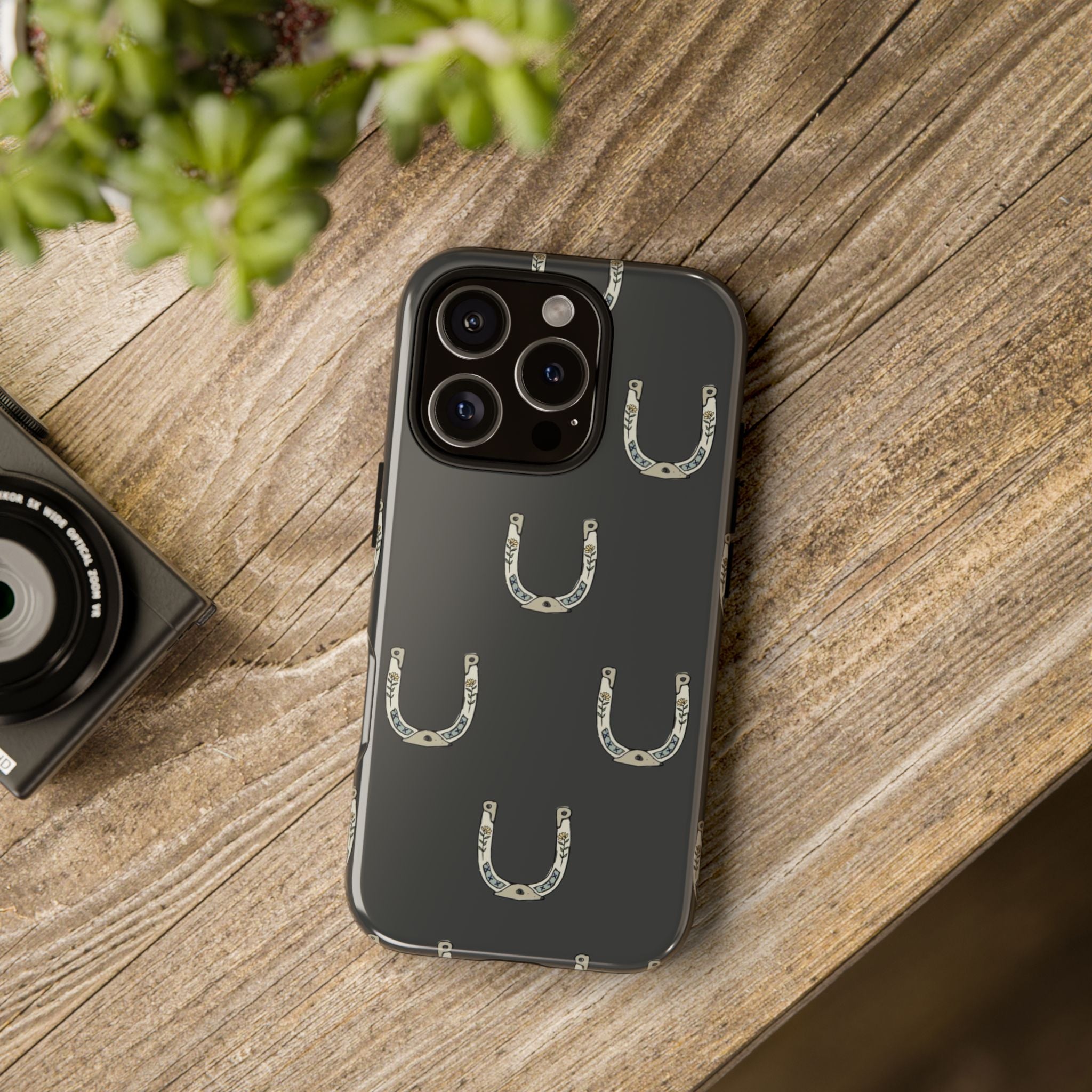 Lucky Horseshoe  — Lucky Rustic Grey iPhone Cover