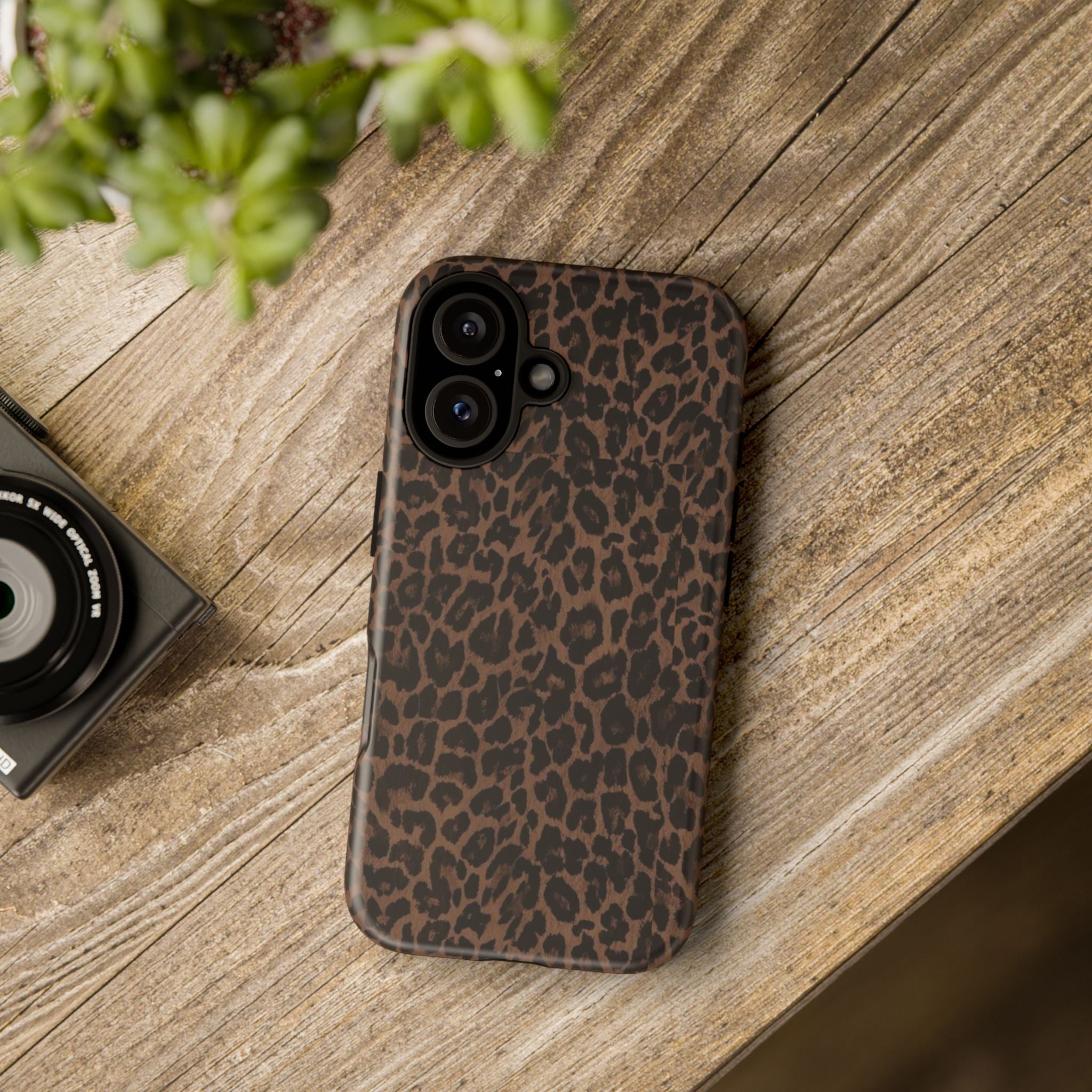 Lucky Leopard Print — Durable Protective iPhone Cover
