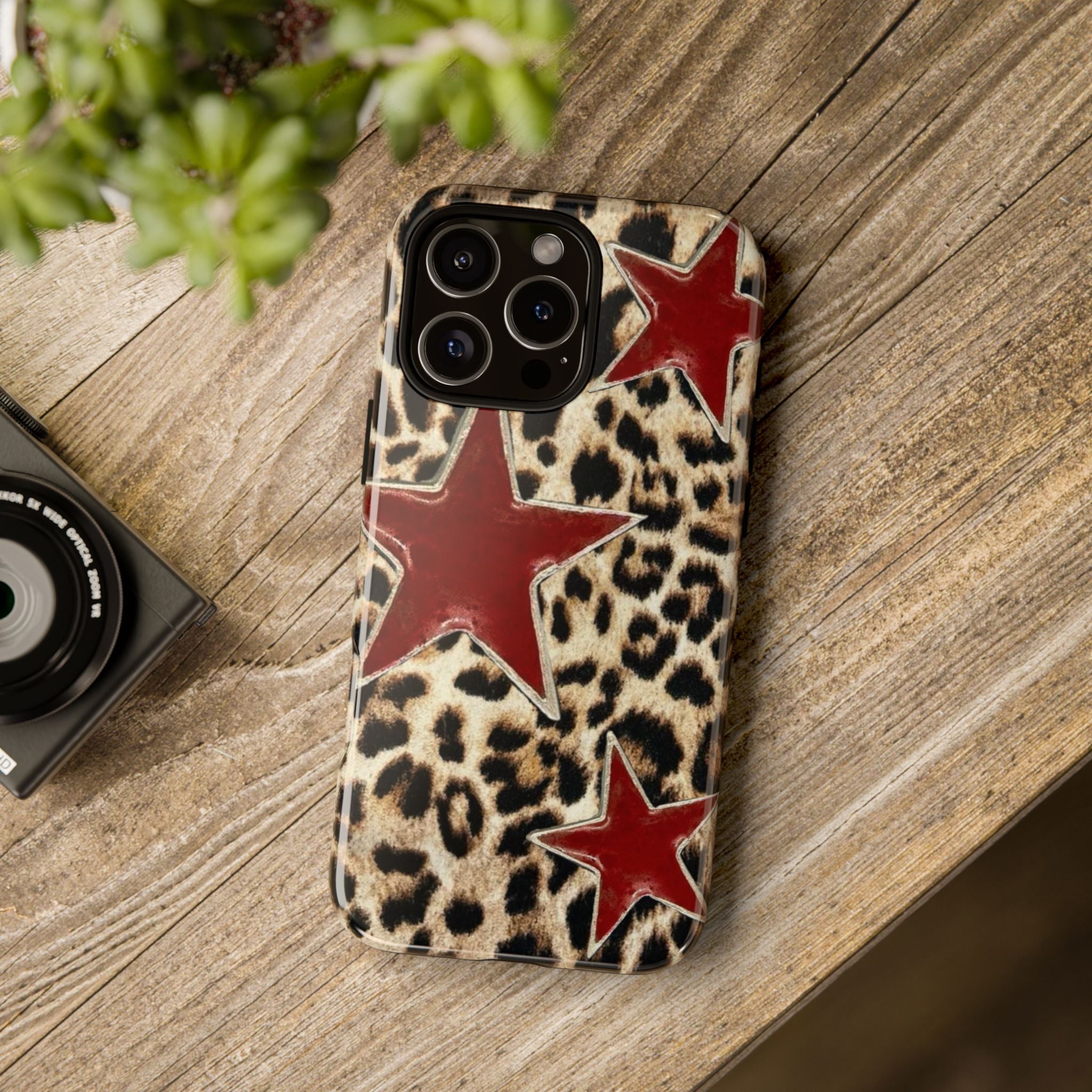 Ruby Leopard Star – Red Stars on Animal Print