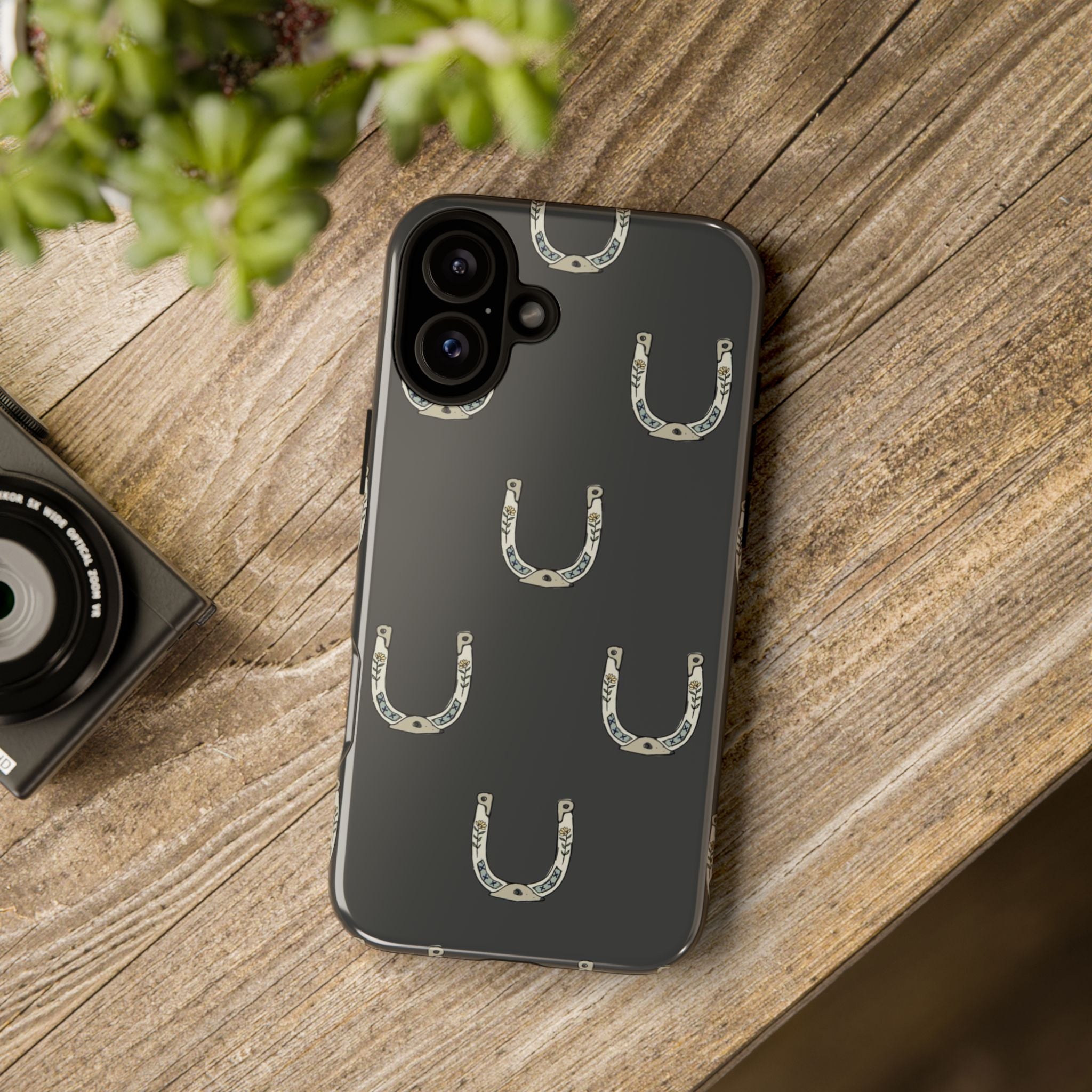 Lucky Horseshoe  — Lucky Rustic Grey iPhone Cover